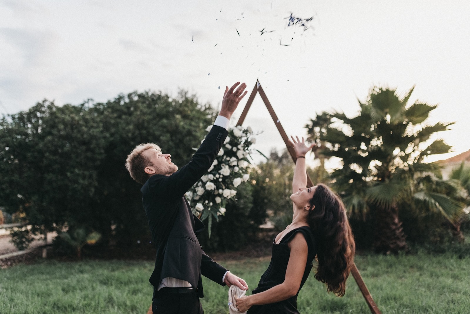 backyard elopement photographer